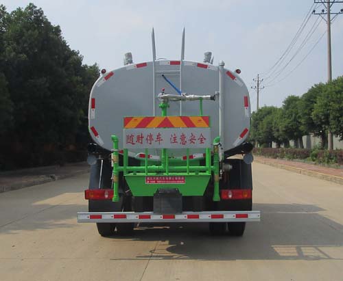 国六东风13吨绿化喷洒车